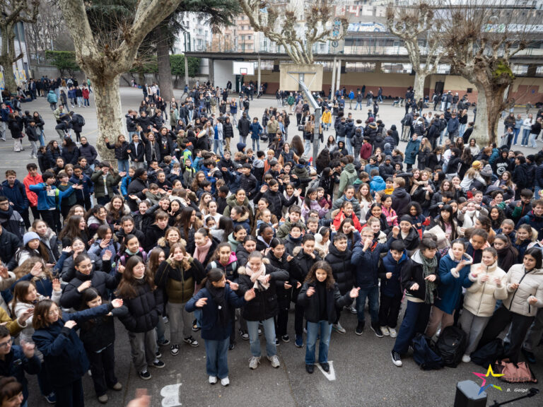 Lire la suite à propos de l’article Messe et moment chantant pour célébrer la journée internationale de la fraternité